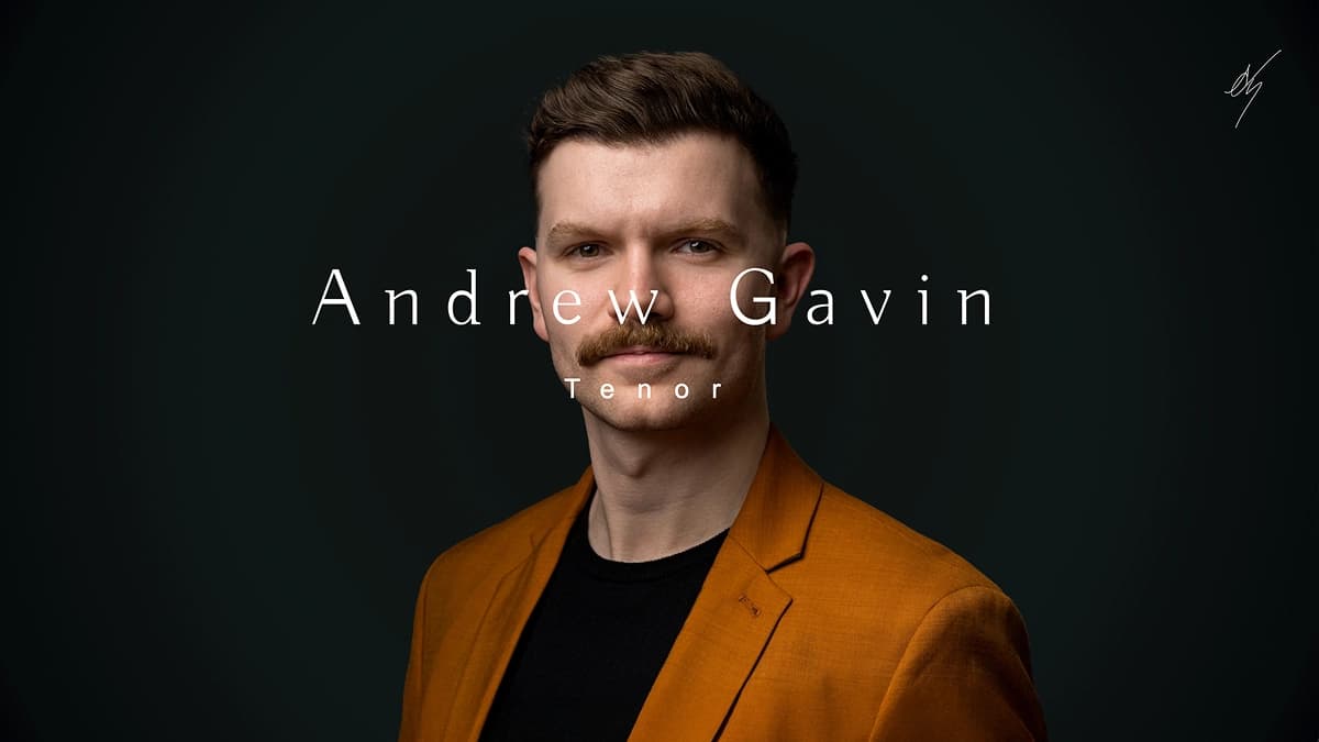 Andrew Gavin – Tenor